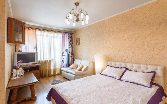 Аврора на улице Красная 5