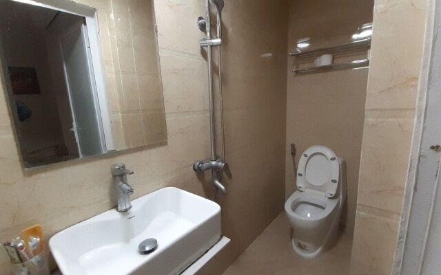 OYO 1000 Az Hotel
