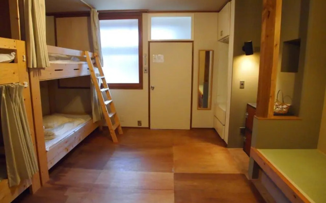 Yuzan Guesthouse Annex Hostel