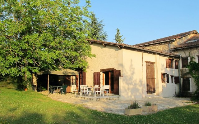 Villa With 4 Bedrooms in Saint-paul-lizonne, With Pool Access, Furnish