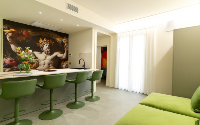 Residence History Suite