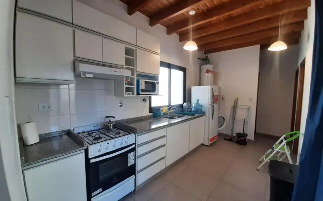 5 - Departamento 2 Dormitorios, Cochera - Mendoza Argentina