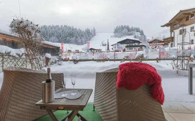 Unique Chalet in the Center of Elmau Near Skilift