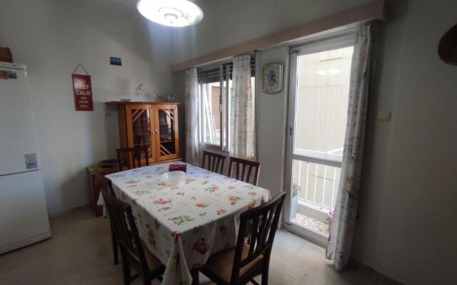 Apartment 110 sqm free parking