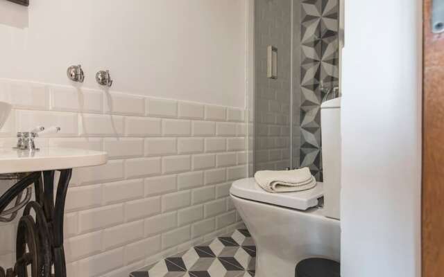 Sunny Studio in City Center