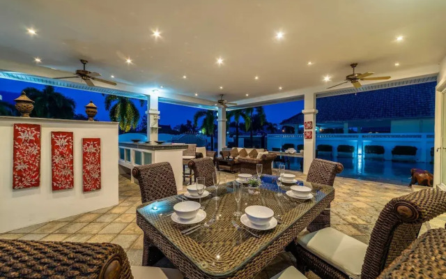 Private 3 Bedroom Pool Villa PP10