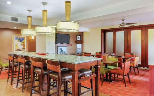 Hampton Inn Heath-Newark