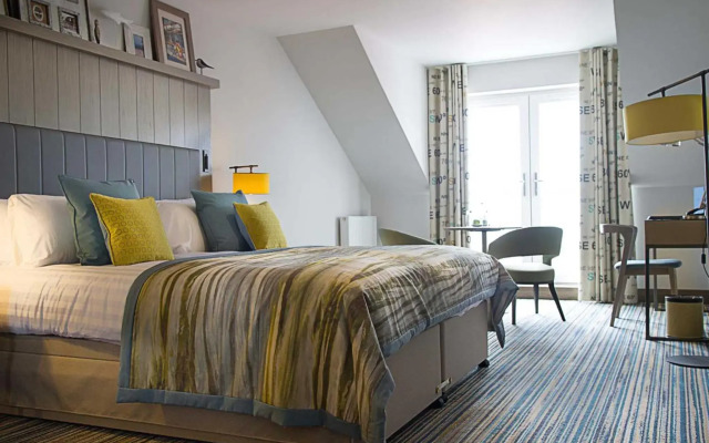 The Waterside Hotel