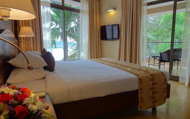 The Crown Goa – Guest Rooms – Panaji