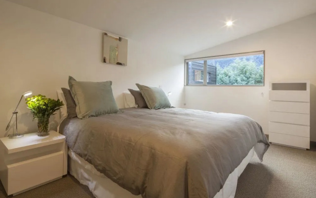 22 Hallenstein St - Managed by Staysouth.com