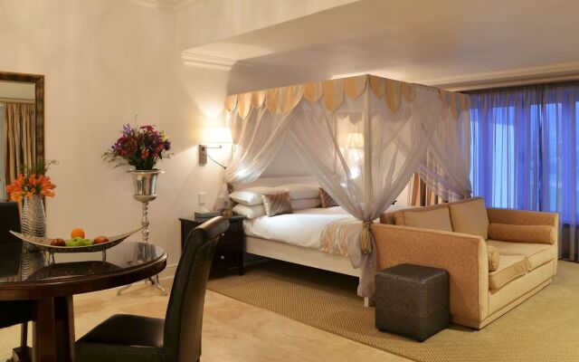 Val du Charron Wine and Leisure Estate Guesthouse