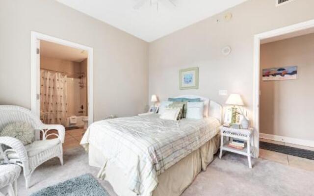 Reflections At Bay Point 212