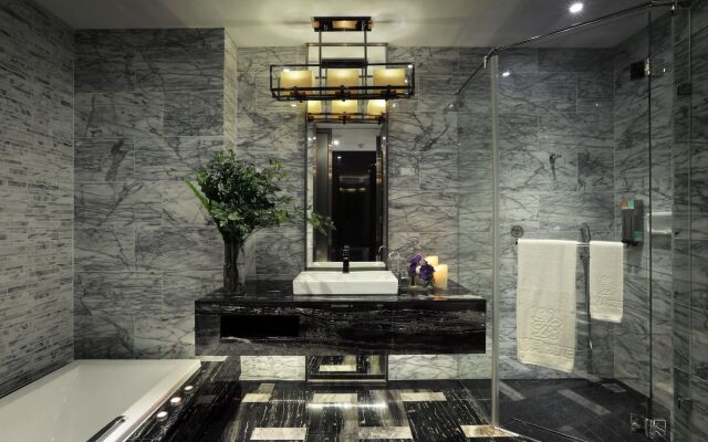Puli Ease Hotel