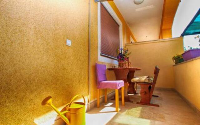 Apartment Snezana 1200