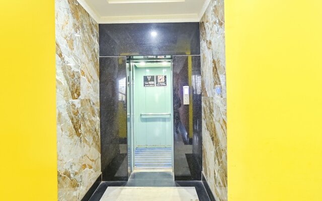 Fabhotel Good Luck Residency