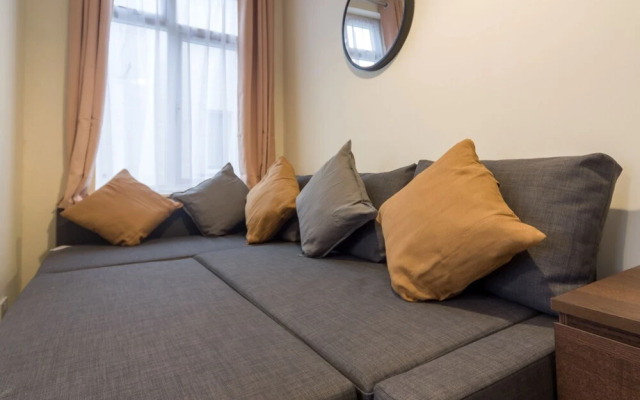 Waves Hotel