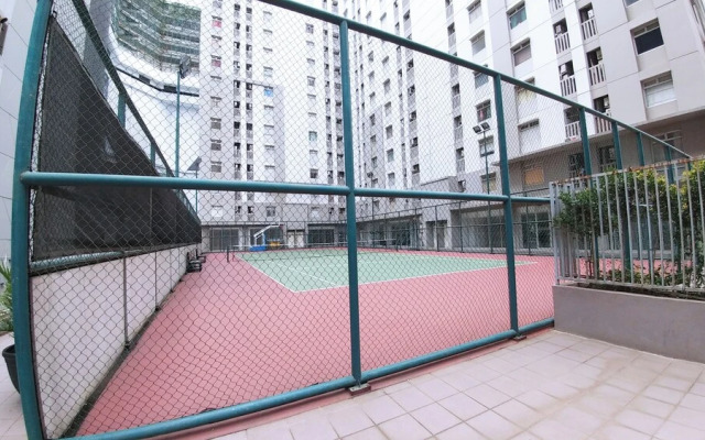 Homey And Modern 2Br At Green Bay Pluit Apartment