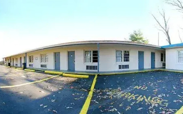 Rodeway Inn near Potomac Mills