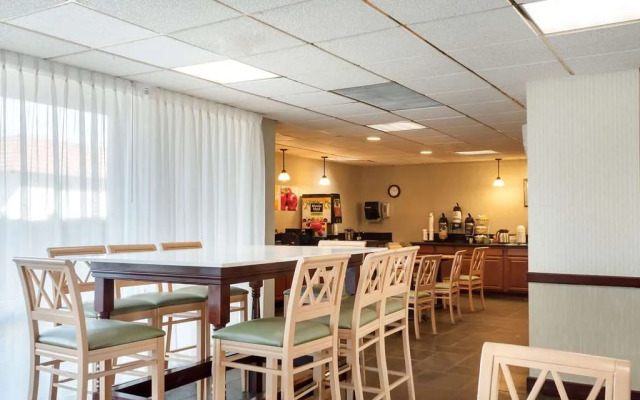 Quality Inn & Suites