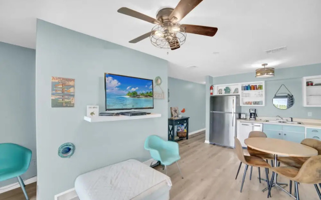 Seaside Beach & Racquet 1315