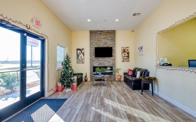 OYO Hotel Rosenberg TX I-69