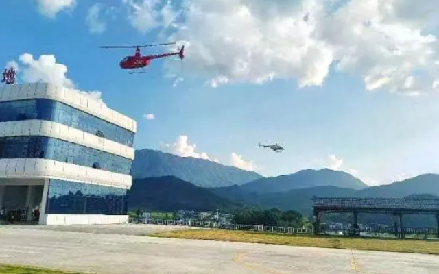 Wugong Mountain Sky City Flying Resort Hotel