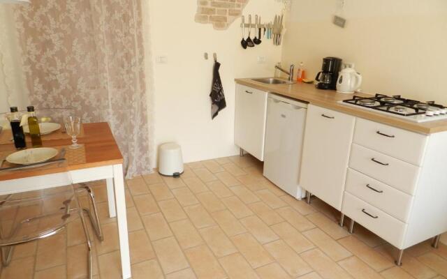 Rosa nel Pozzo Apartments and B&B