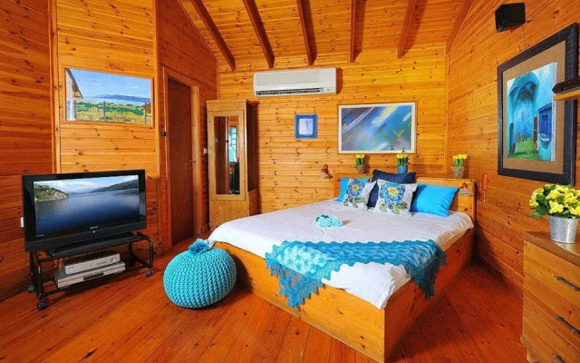 The Golan Cabin