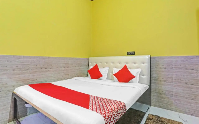 Oyo 87705 Hotel Bdr Lawn