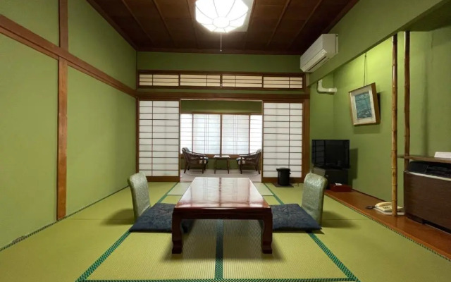 Sakaenoyu Ryokan