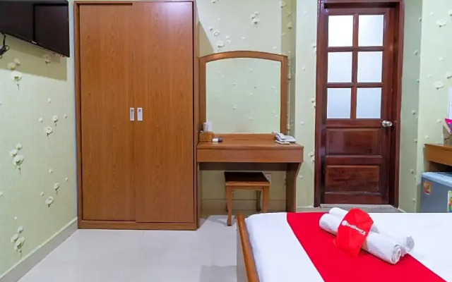 RedDoorz Nam Bac Hotel Phan Dang Luu Phu Nhuan
