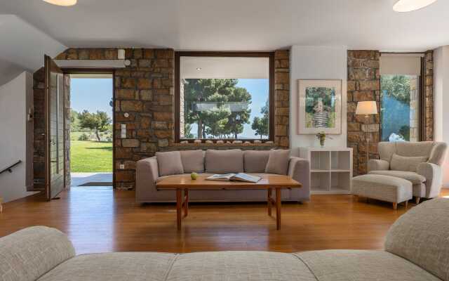 Sea La Vie Retreat Villas