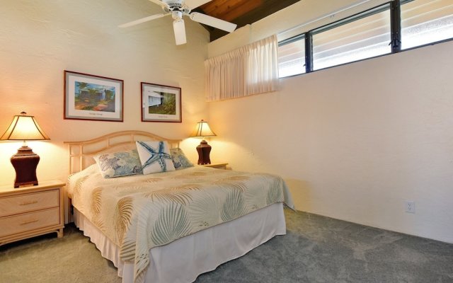 Papakea #d402 3 Bedroom Condo by RedAwning