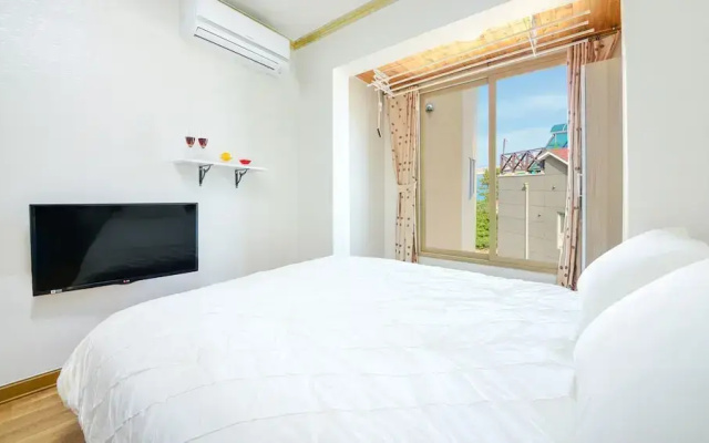 Samcheok Haemaru Pension