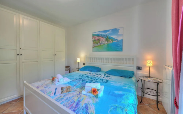 Borgo Belvedere-lake View & Shared Pool