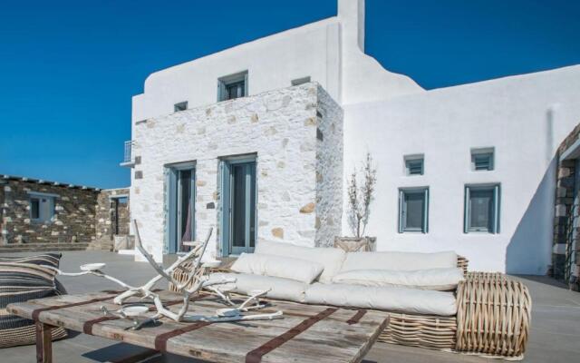 Luxury Paros Villa Sea View Villa Private Pool 4 BDR Tserdakia