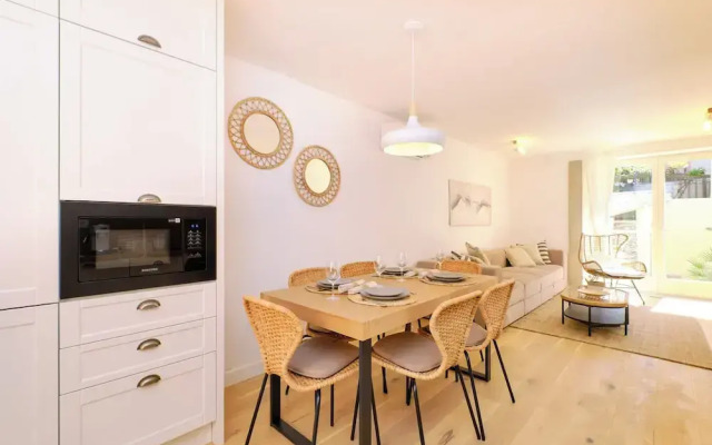 Charming Island Villa Alba