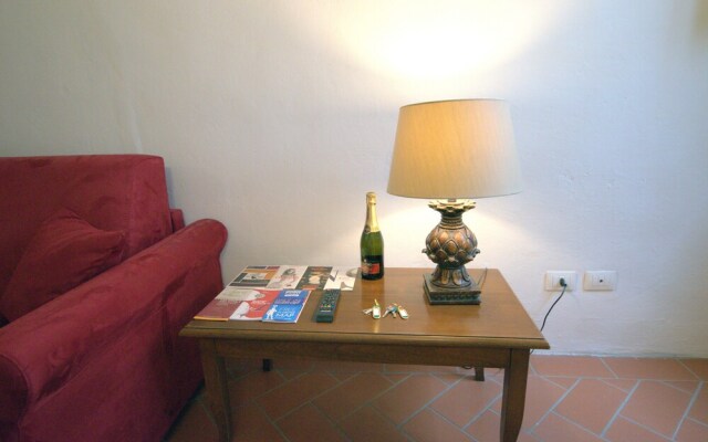 Prestige House Arno River