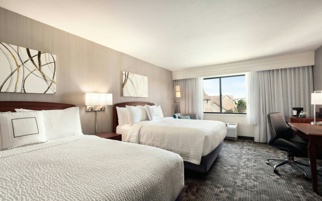 Courtyard by Marriott Salinas Monterey