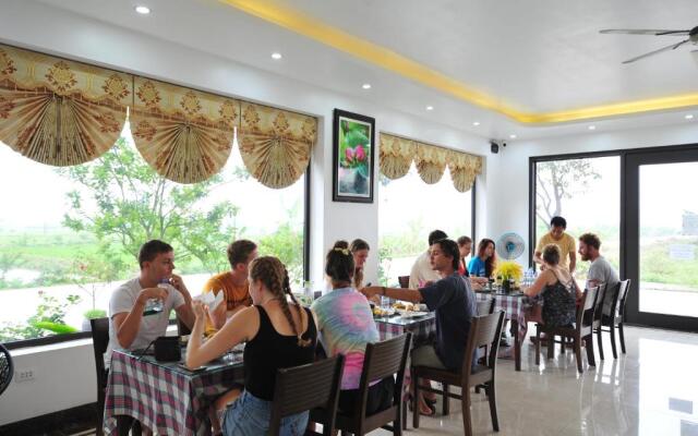 Lotus Hotel Ninh Binh
