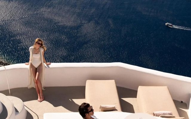 Iconic Santorini by Sandglass
