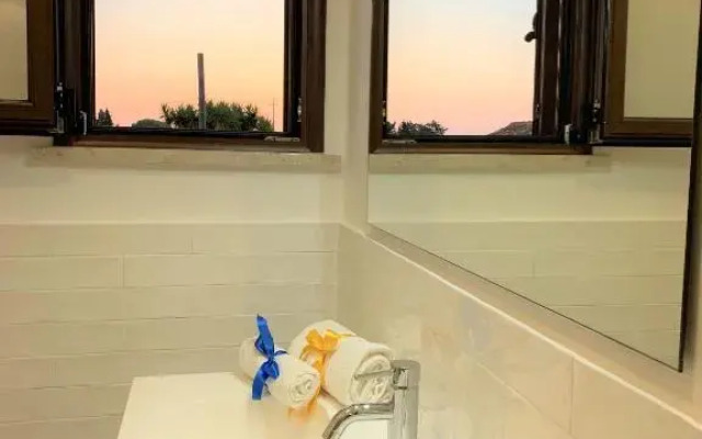 Micucco Relaxing House - Casa vacanze con piscina