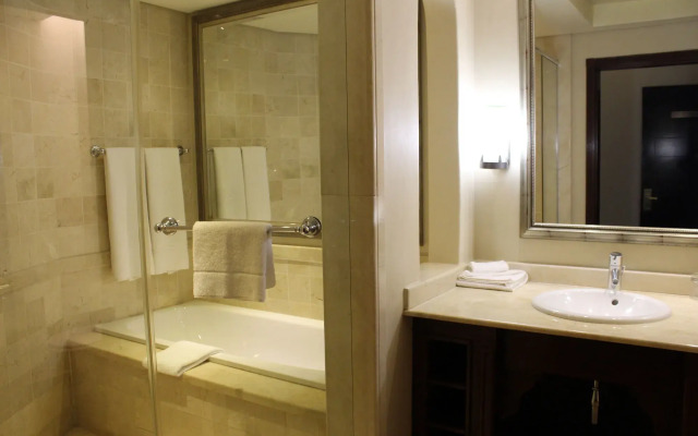 Lombardy Boutique Hotel