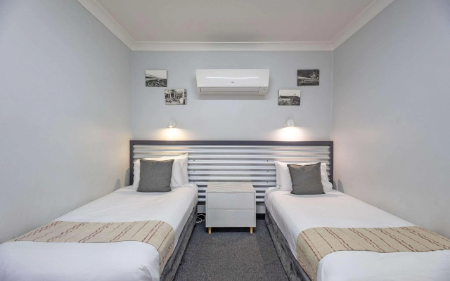 Comfort Inn Shearing Shed