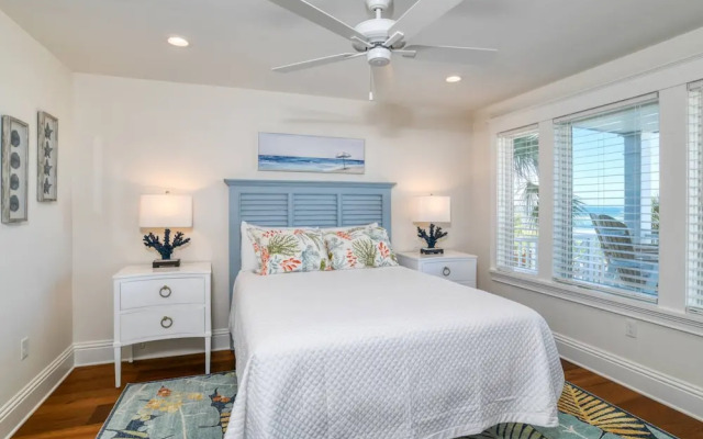 Vilano Sunrise Retreat