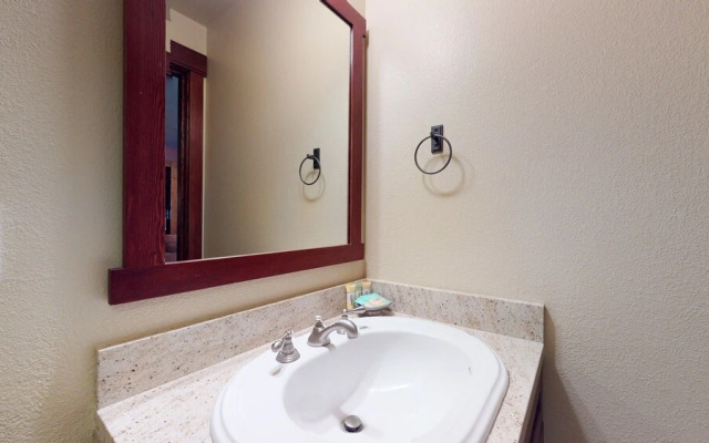 Juniper Crest 1 4 Bedroom Townhouse by RedAwning