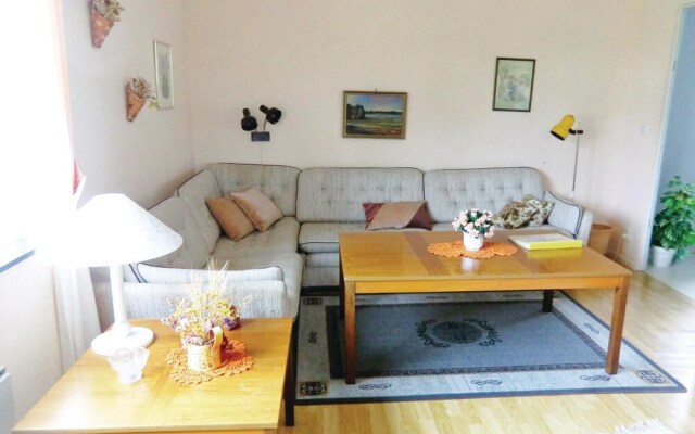 Stunning Home in Löttorp With 2 Bedrooms