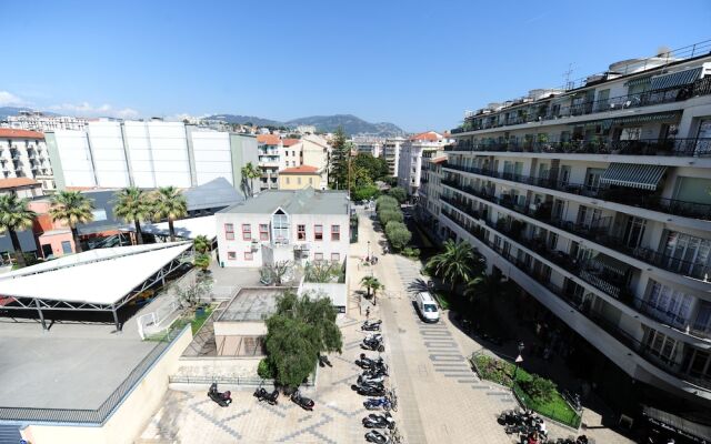 Nice Étoile Grand suite Five stars holiday house