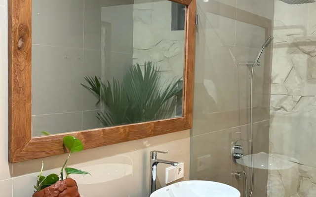 Alinko Villa - 2BR Villa in Seminyak