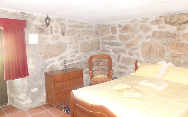 House With one Bedroom in Águeda, With Pool Access, Balcony and Wifi -